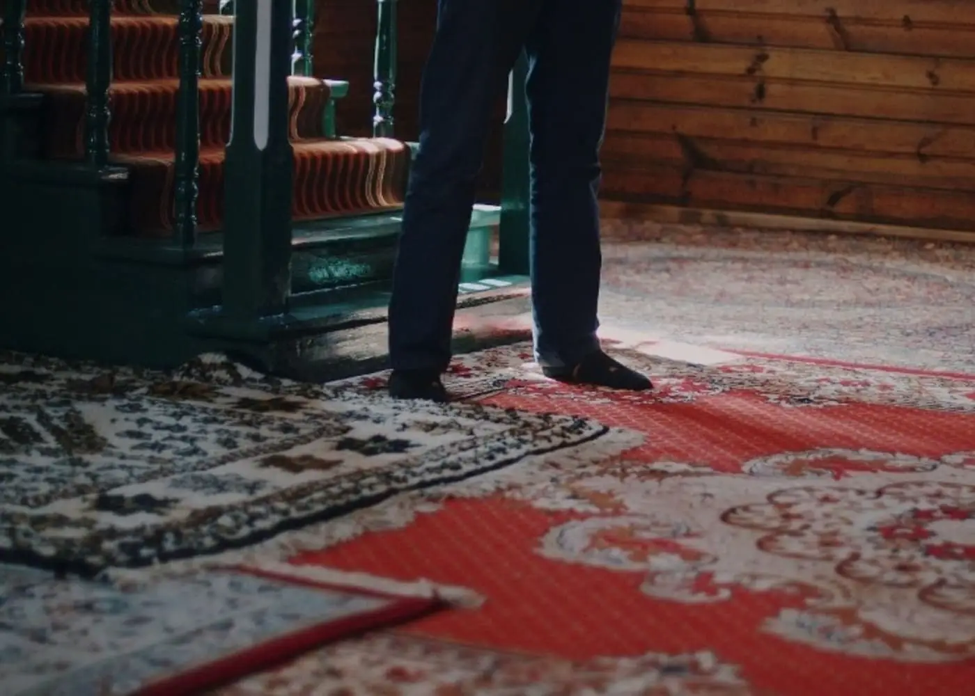 The Future of Mosque Carpets in Dubai: Innovation Meets Tradition